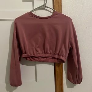 Pink long sleeve crop top